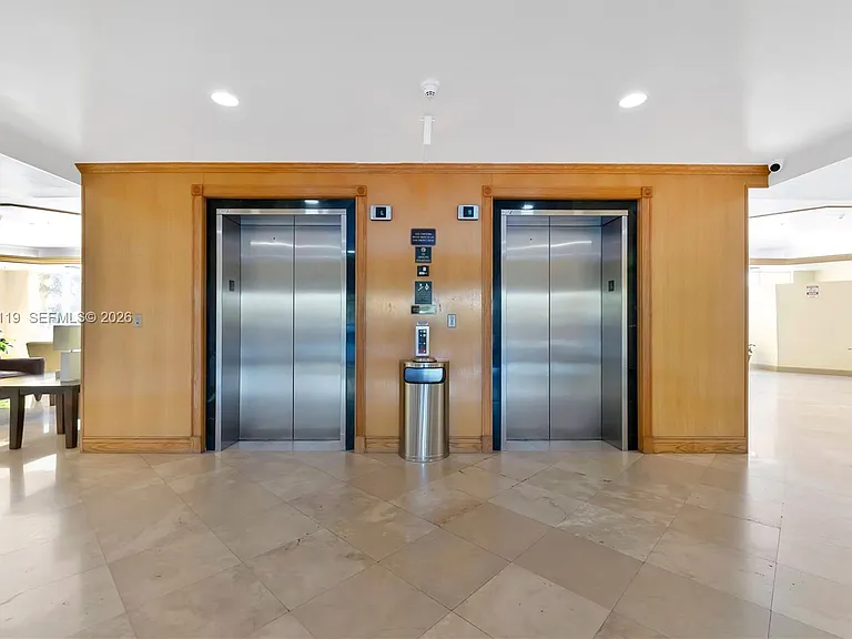 3500 Coral Way #Penthouse 10 — Photo 28