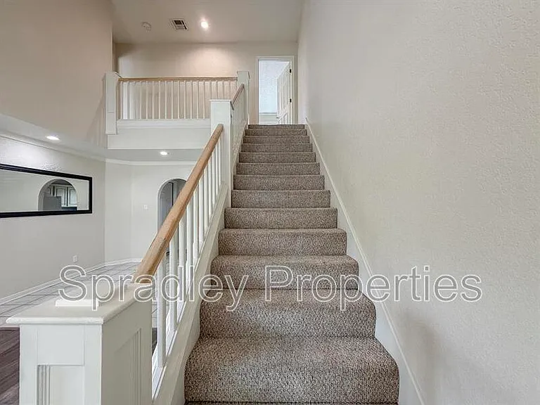 2024 S 55th St — Photo 7