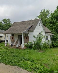 305 E Marvin Ave, Fredericktown, MO, 63645