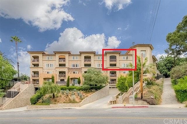 Condo Street View