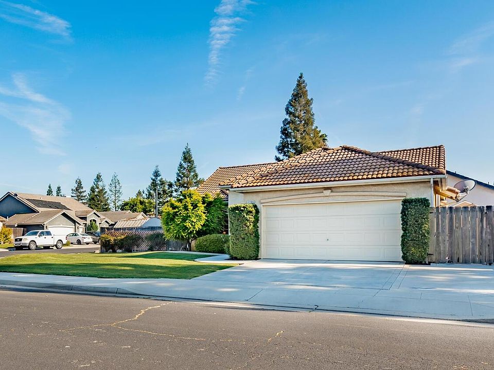 2766 Roberts Ave, Clovis, CA 93611 | Zillow