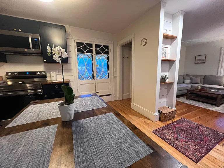 553 Shore Rd #2 — Photo 8