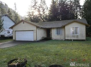 2821 Green Valley Dr, Maple Falls, WA 98266
