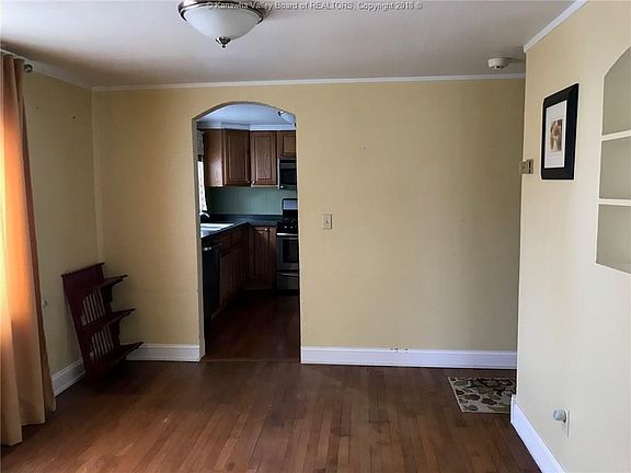 4th image of 5514 Elaine Dr