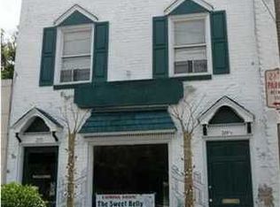 219 1/2 S Cedar St, Summerville, SC 29483