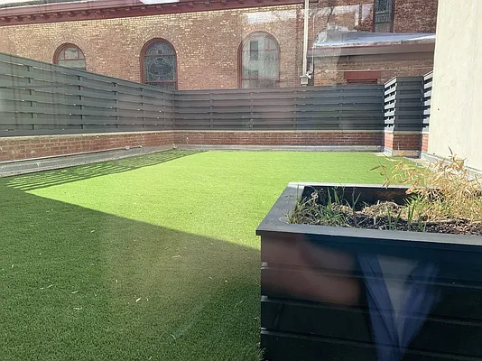 Rented by Tapiro Realty | media 15