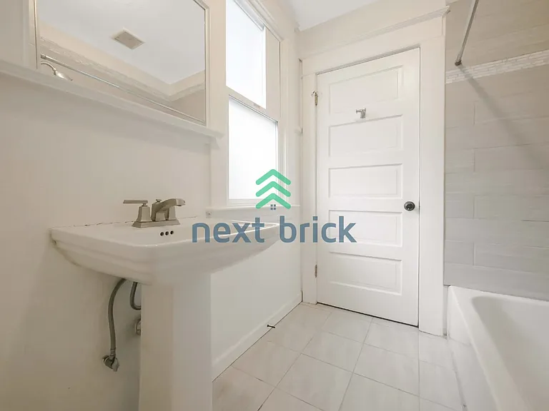 3615 Colby Ave — Photo 14