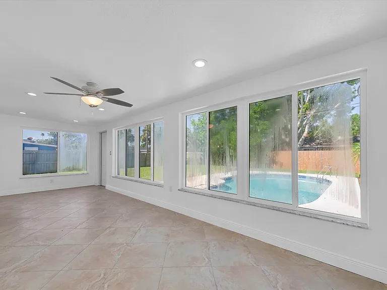 5600 Bayou Grande Blvd NE — Photo 19