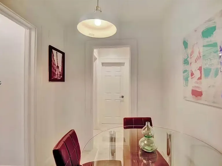 174 NE 47th St #202 — Photo 6