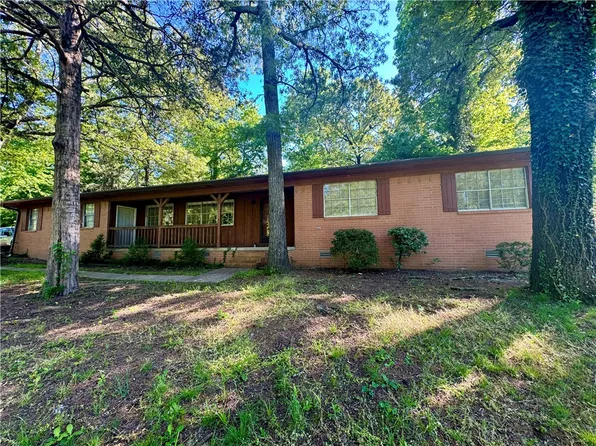 603 Marina Rd, Russellville, AR 72802