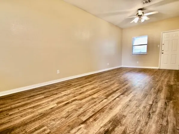 3116 S Cherry Ln, Fort Worth, TX 76116