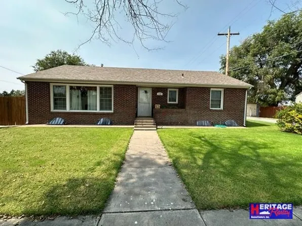 109 N Cedar St, Meade, KS 67864