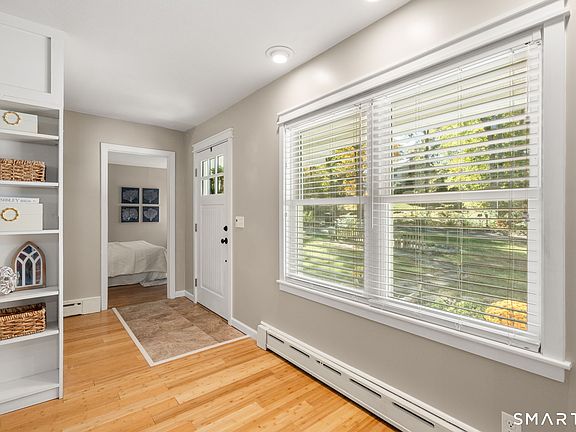 3rd image of 27 Woodland Road