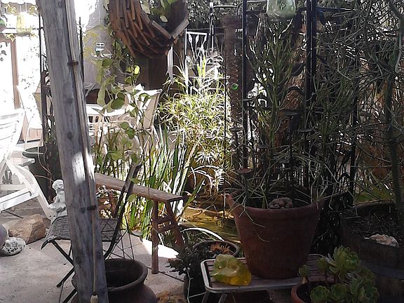 5th image of 18545 Burbank Blvd APT 6