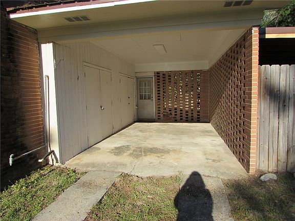 3rd image of 3540 Williams St
