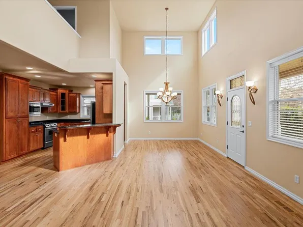 626 Griffin Oaks Dr, Central Pt, OR 97502