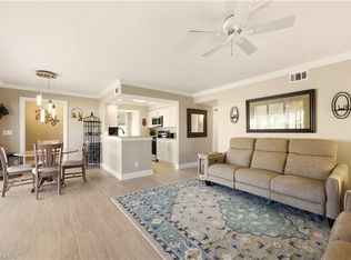 1155 Sandpiper St APT B7, Naples, FL 34102