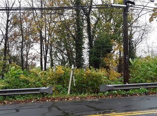 1051 Hanover Rd, Meriden, CT 06451