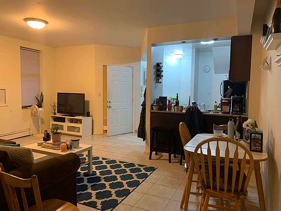 4th image of 3520 Ditmars Blvd #2