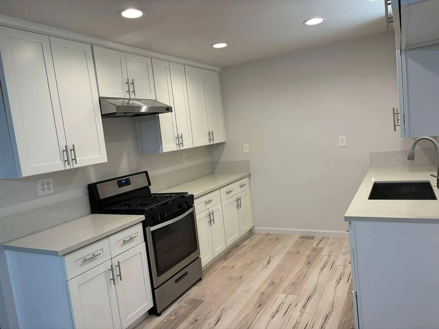 7205 Delhaven Way — Photo 4