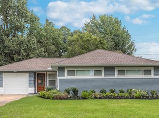 2214 Saxon Dr, Houston, TX 77018