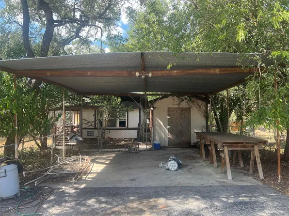 542 Flintstone Dr, Canyon Lake, TX 78133