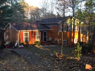 8694 Starlight Ln, Boones Mill, VA 24065