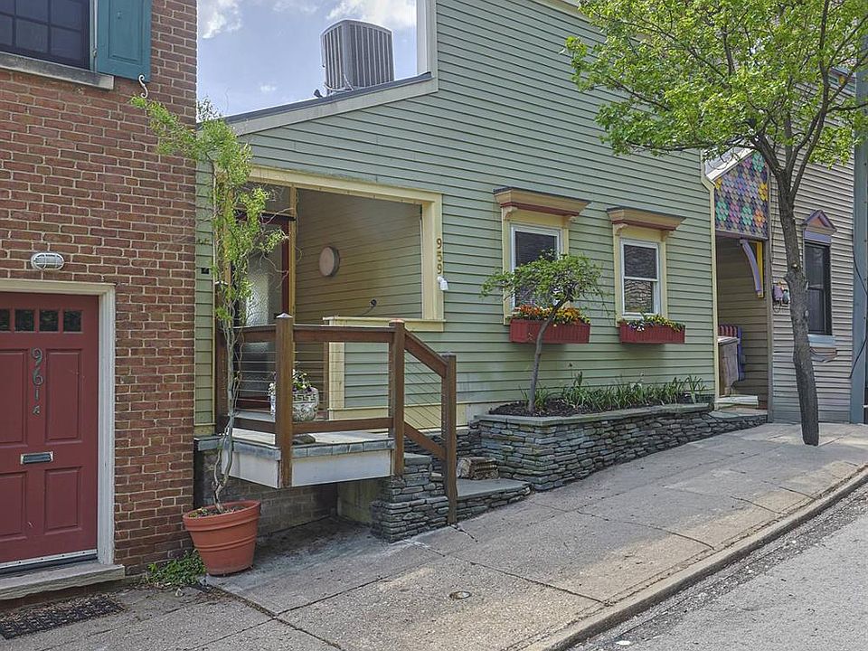 1st image of 959 Hill St