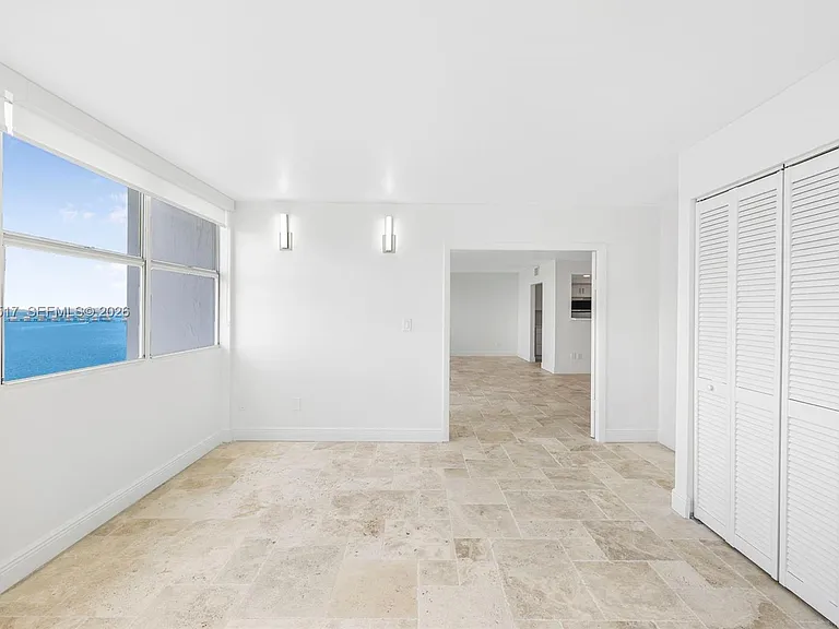 1420 Brickell Bay Dr #1401A — Photo 21