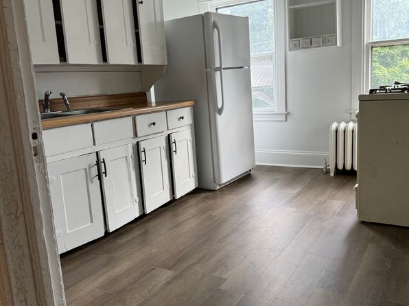 37 E Court St APT 2