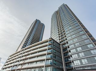 30 Upper Mall Way #A719, Vaughan, ON