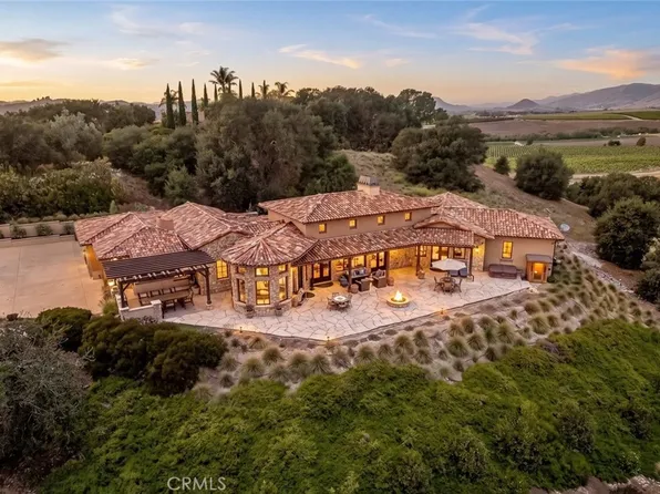 2350 Camino Edna, San Luis Obispo, CA 93401