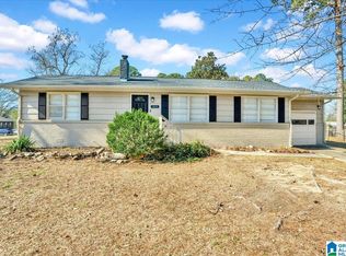 1028 9th Ter, Pleasant Grove, AL 35127