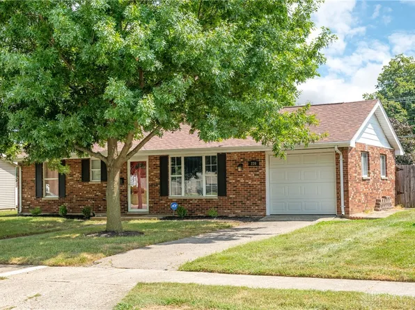220 N Brown School Rd, Vandalia, OH 45377