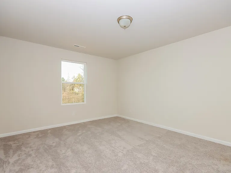 125 Zach Dr — Photo 9