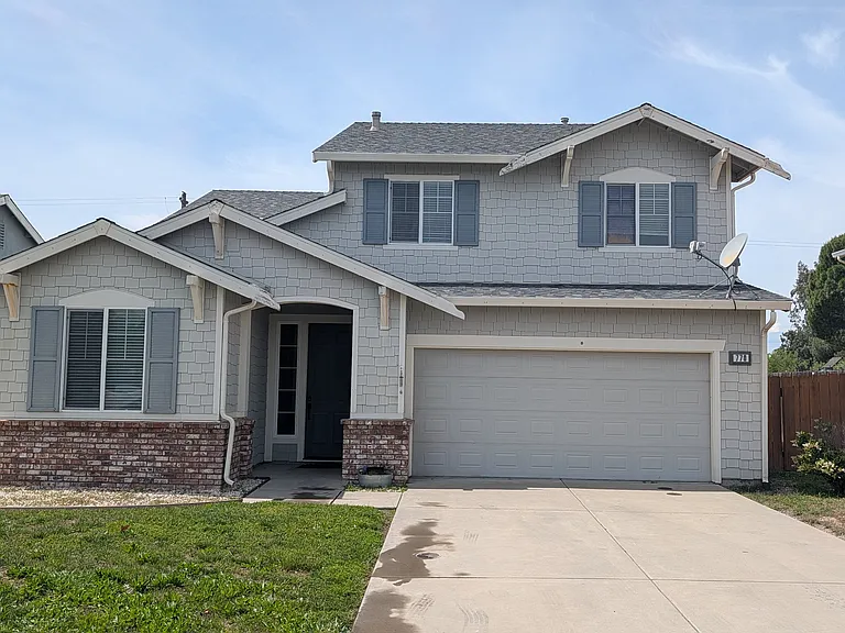 Jacquelyn Dr — Photo 1