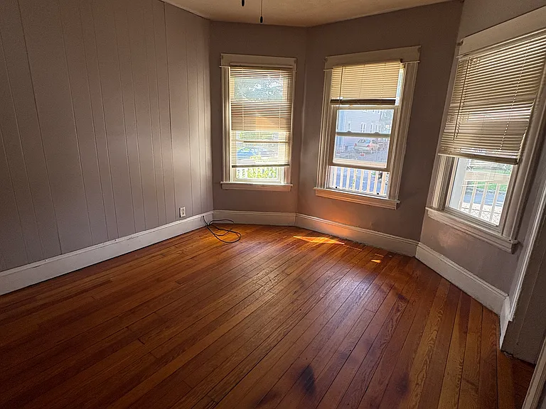 65 Clayton St — Photo 1