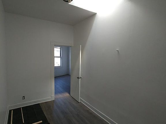 2nd image of 266 Jamaica Ave #1
