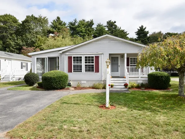 2 Edgewood Cir, Bridgewater, MA 02324