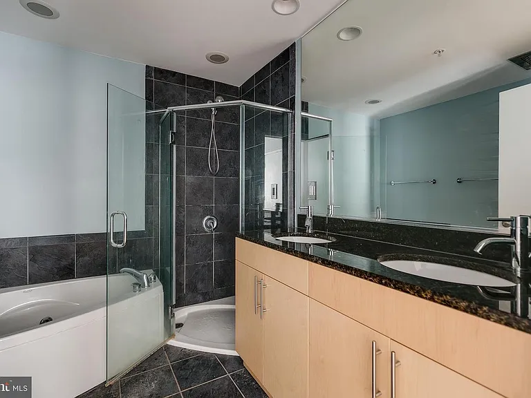 3800 Langston Blvd #403 — Photo 6