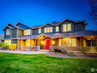 725 Majestic View Drive, Wenatchee, WA, 98801