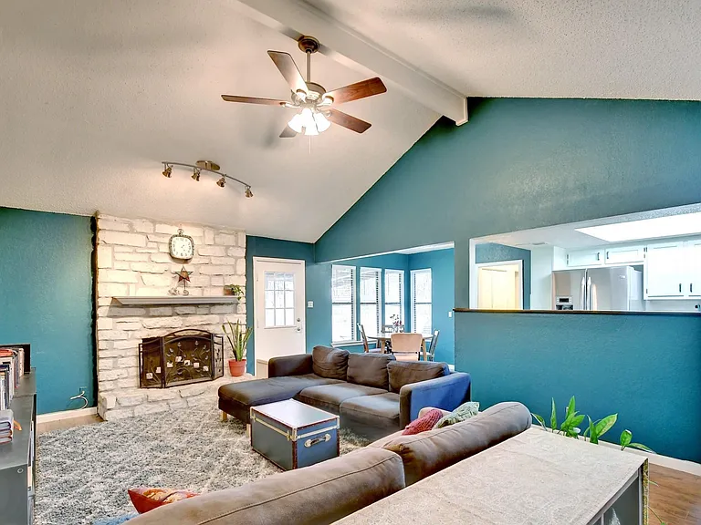 506 S Mount Rushmore Dr — Photo 7