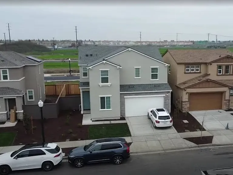 5460 Fiddler Cove Way — Photo 2