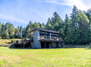 5582 Hooson Rd, Southern Gulf Islands, BC V0N2M1