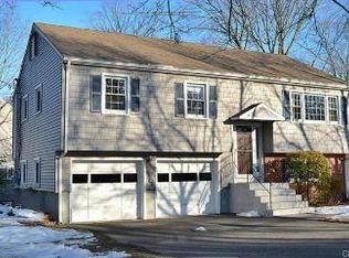 2 Beau St, Norwalk, CT 06850
