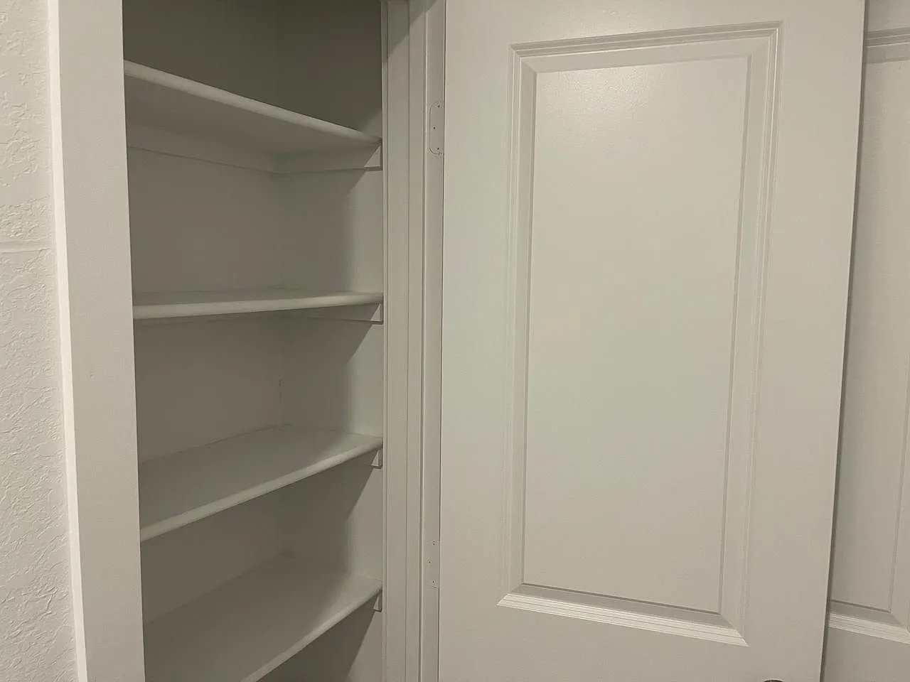 3 bed, 1472 sqft, $2,200 — Photo 4