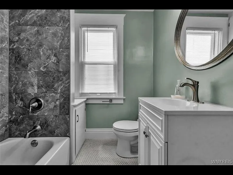 622 Parkside Ave — Photo 6