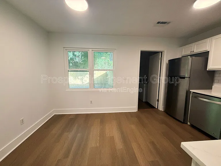 258 Fleming Rd #A — Photo 6