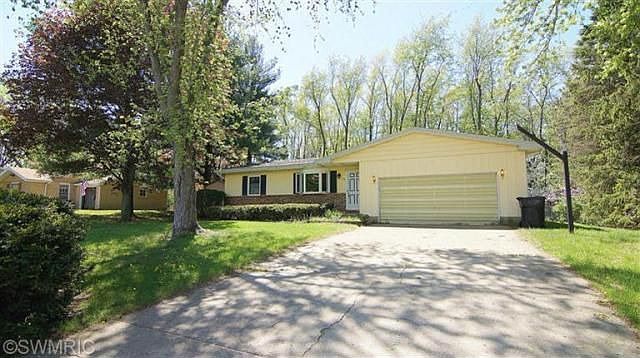 1st image of 334 Erin Dr