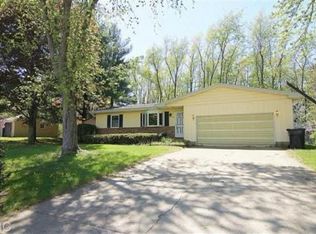 334 Erin Dr, Niles, MI 49120